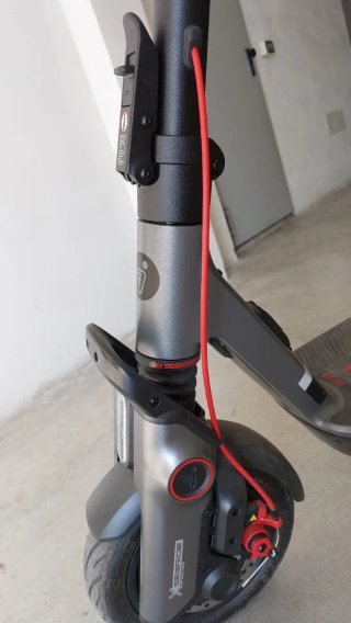 Monopattino Elettrico Ninebot F3e