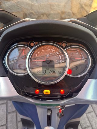 Piaggio MP3 300 Triciclo Azul/Blanco