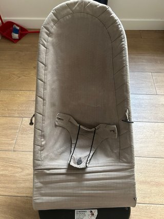 Hamaca BabyBjörn gris con funda