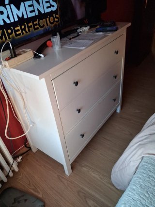 Cómoda de dormitorio blanca
