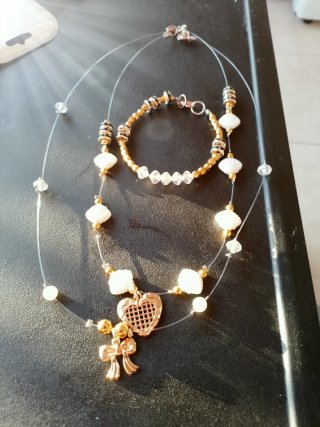 Pulseras hechas a mano