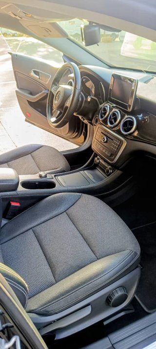 Mercedes-Benz Clase CLA 2015