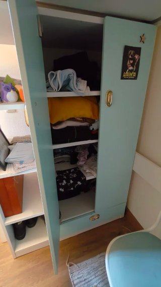 Cama alta Ikea Smastad incluye colchón