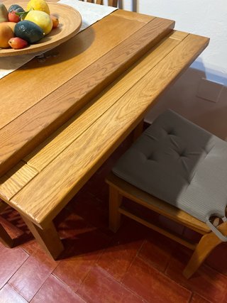 Mesa de Comedor y 4 Sillas Madera