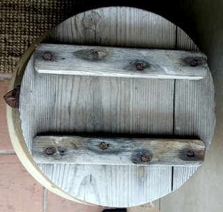 Tinaja antigua de barro 1880 S.XIX tapa madera