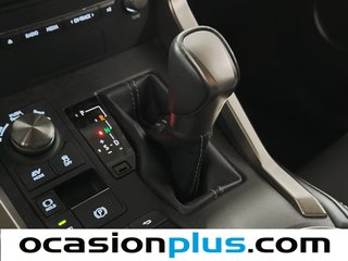 Lexus NX 300h Premium 2WD 145 kW (197 CV)