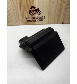 TAPA BATERIA APRILIA SR MOTARD 50