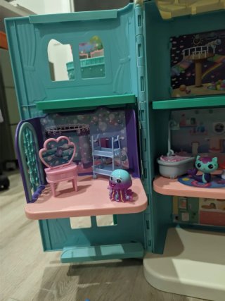 Casa de muñecas Gaby con accesorios