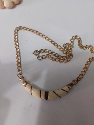Collana anni '80 color panna e oro