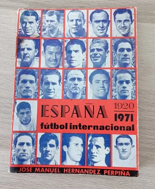Lote 3 antiguos libros de Futbol Hernández Perpiña