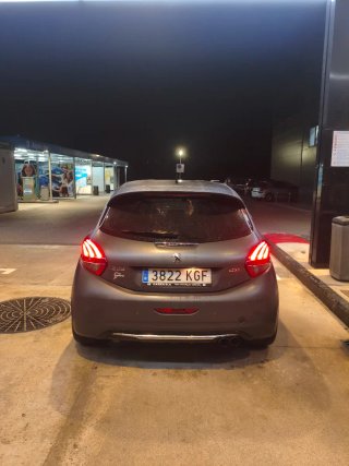 Peugeot 208 2017