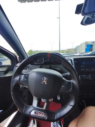 Peugeot 208 2017