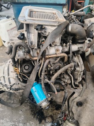 Motor Nissan Pickup Navara D22 2.5 T