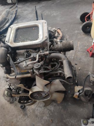 Motor Nissan Pickup Navara D22 2.5 T