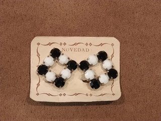 Pendientes cristal tallado blanco y negro