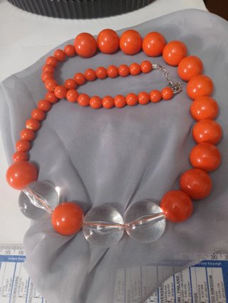 Collana sfere corallo e trasparenti