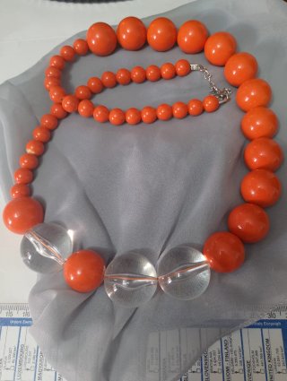 Collana sfere corallo e trasparenti