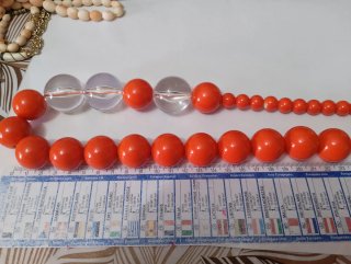 Collana sfere corallo e trasparenti