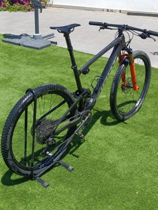 Giant Anthem Advanced Pro XL Fox Live Valve