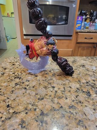 Figura Luffy Gear 4