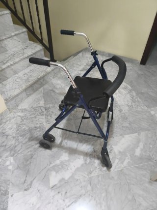 Silla andador personas mayores