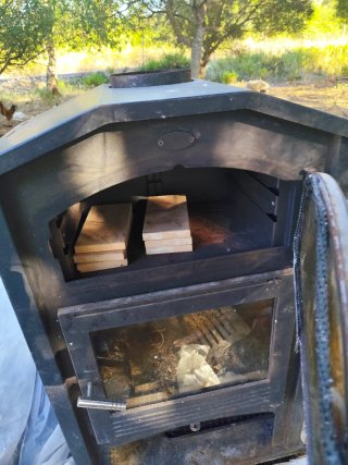 Estufa de leña con horno