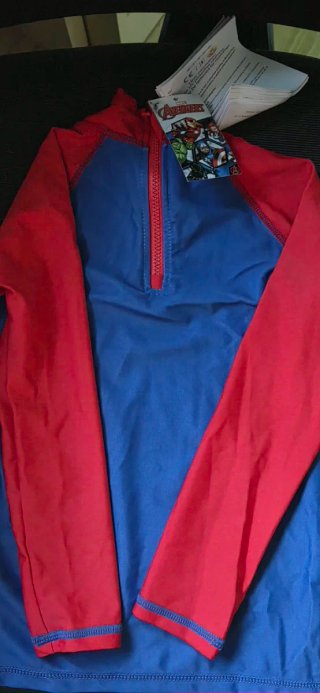 Camiseta Marvel UV Niños