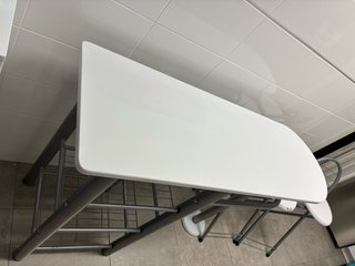 Mesa auxiliar cocina metal y madera