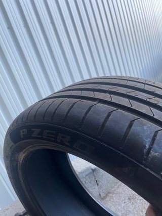Neumático Pirelli Pzero 245/40-20 99Y