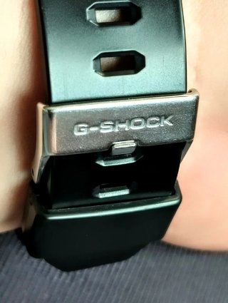 Casio® G-Shock GA-200CB-1AER