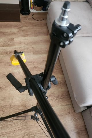 Trípode jirafa para estudio fotográfico