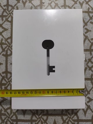 Cassetta porta chiavi in metallo bianca