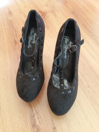 Zapatos Tino Gonzalez Negros Tacón T-Strap