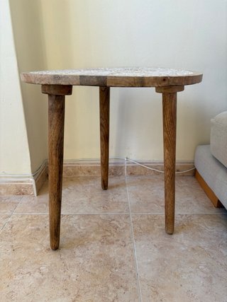 Mesa auxiliar redonda de madera
