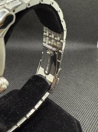Reloj Seiko Automático Plata y Blanco