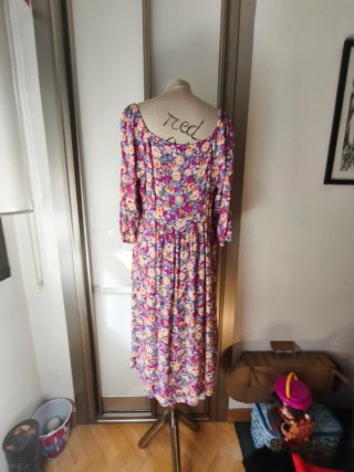 Vestido midi estampado floral