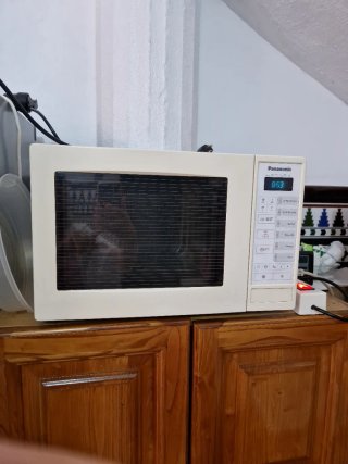 Microondas Panasonic 25L