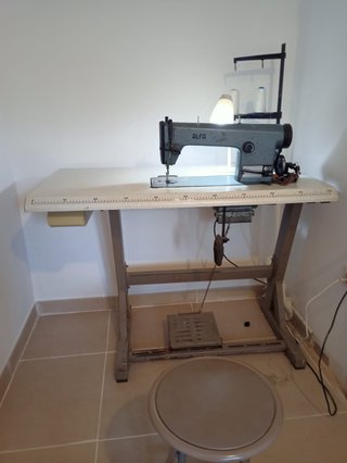 Máquina de coser industrial Alfa