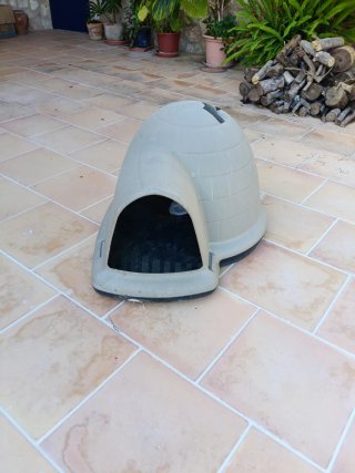Caseta para perro iglú beige