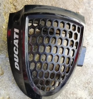Arranque y rejilla  Cortasetos Ducati Rojo