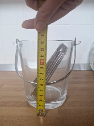 Cubitera de cristal con pinzas