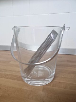 Cubitera de cristal con pinzas