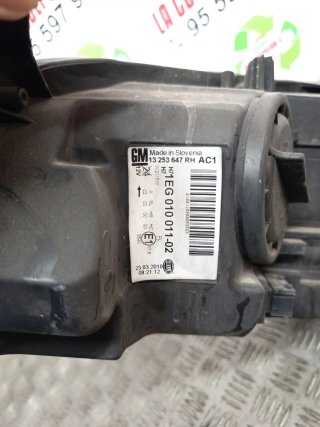 Faro derecho Opel Astra J