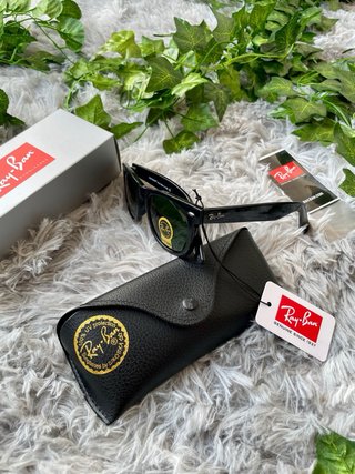 Gafas de Sol Ray-Ban Wayfarer Negro Lente Verde