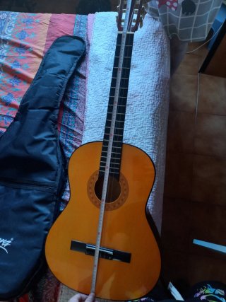Guitarra Acústica Marrón