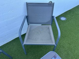 Conjunto Mesa y Sillas Jardín