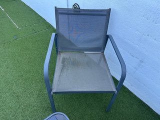 Conjunto Mesa y Sillas Jardín