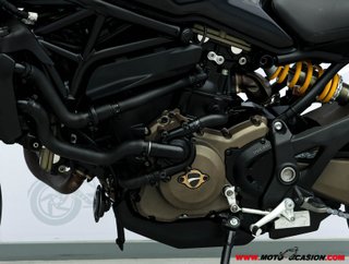 DUCATI MONSTER 821 DARK