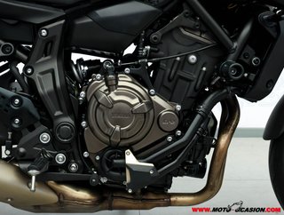 YAMAHA MT-07 ¿A2?