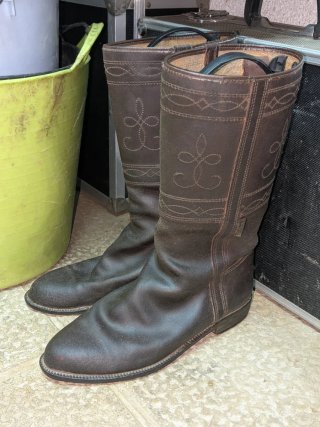 Botos camperos marrones